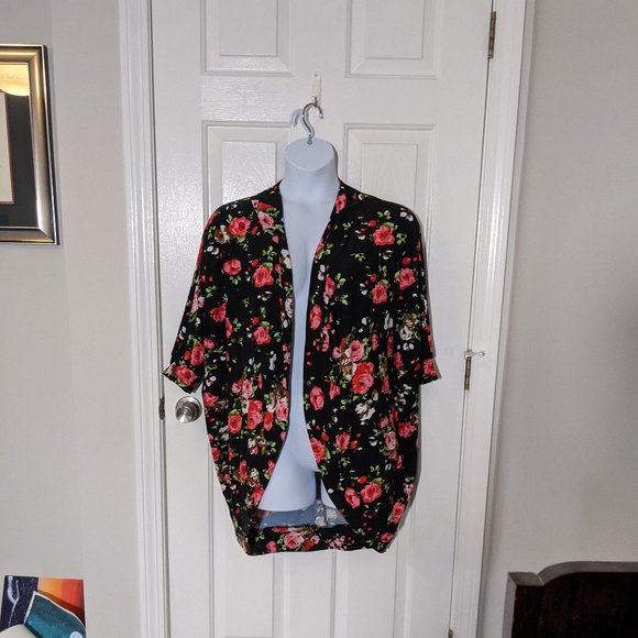 eye candy Sweaters - Eye Candy Black and Pink Rose Cardigan - Size 2X